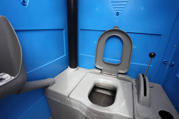 Best Porta potty rental near me  in Roseville, MN